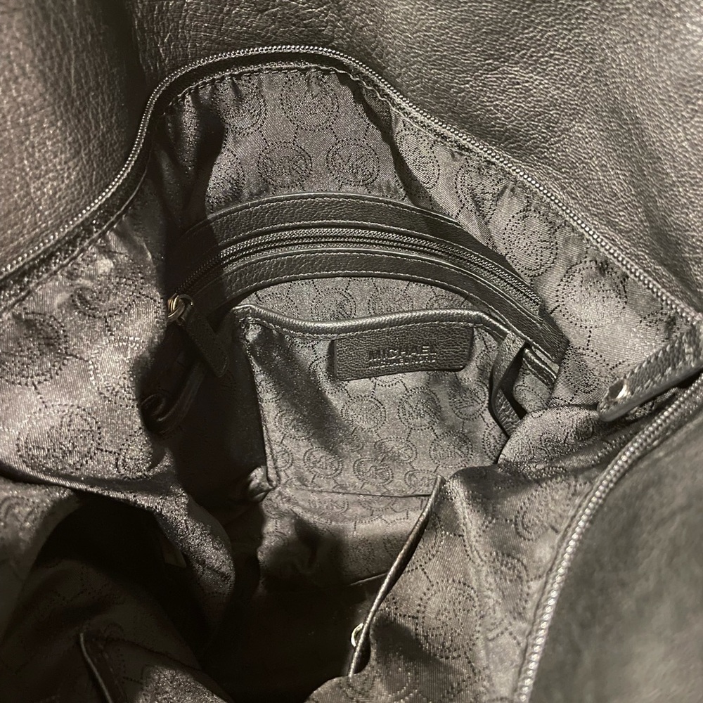 Michael Kors Large Black Purse - Picture 2 of 9